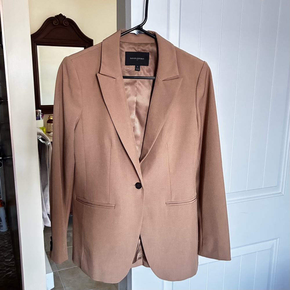 Banana Republic Tan Women's Blazer
